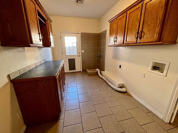 4th image of 1005 Freeland Dr