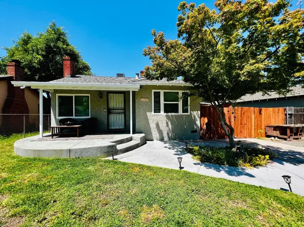 3721 Kern St, Sacramento, CA 95838
