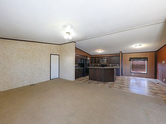 4th image of 700 Carver Ave