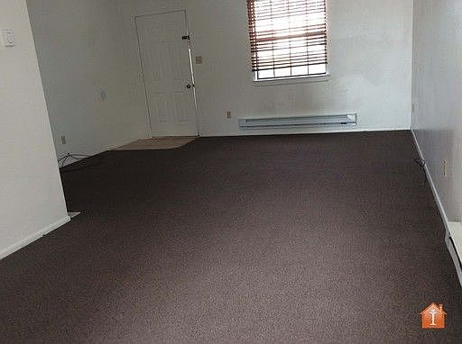 2nd image of 1103 W Oak St #A