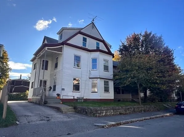 43 Hollywood St, Worcester, MA 01610