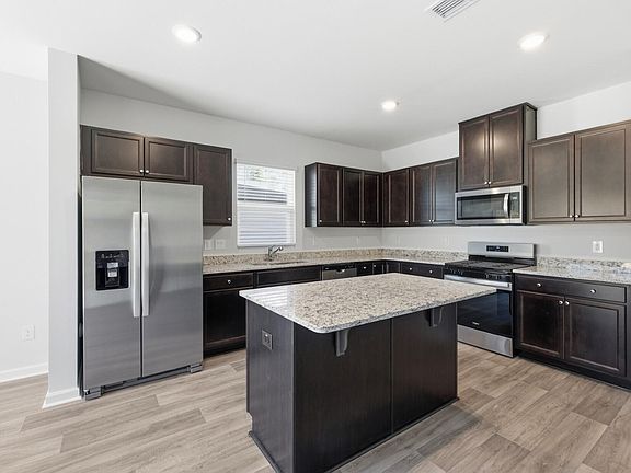 7th image of this home