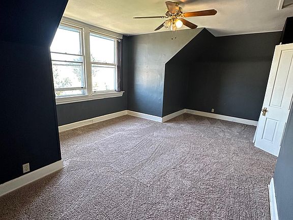 3rd image of 1831 Hopkins Ave APT 4