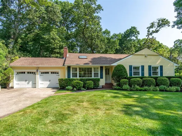 3 Friends Road, Setauket, NY 11733
