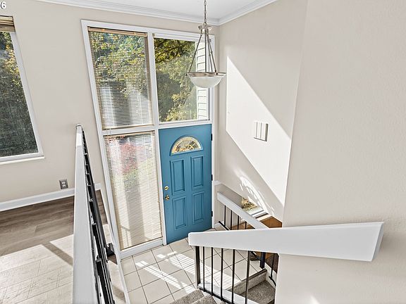 4th image of 505 Lochmoor Pl