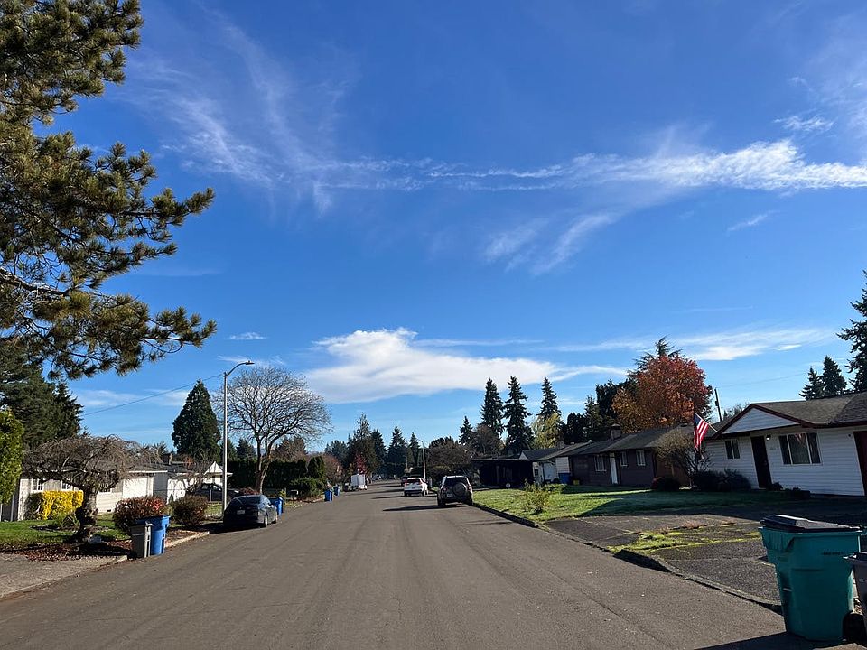 1st image of 11919 NE 80th St