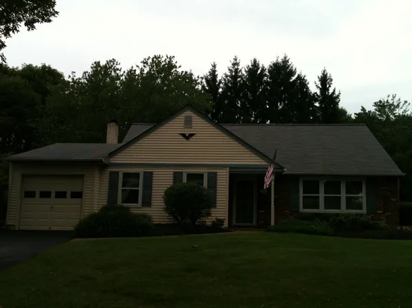 35 Gettysburg Ln, Newtown, PA 18940