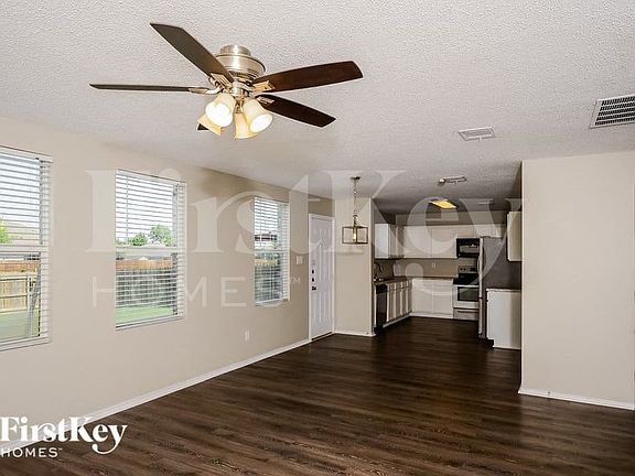 5th image of 313 Butch Cassidy Dr