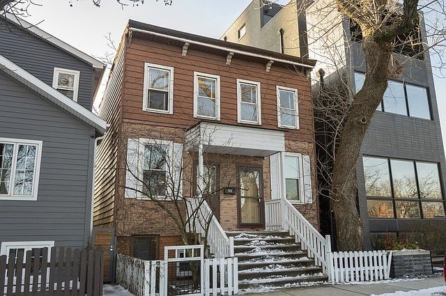 1st image of 640 N Rockwell St