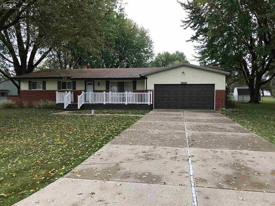 1st image of 5109 Glen Cove Ln