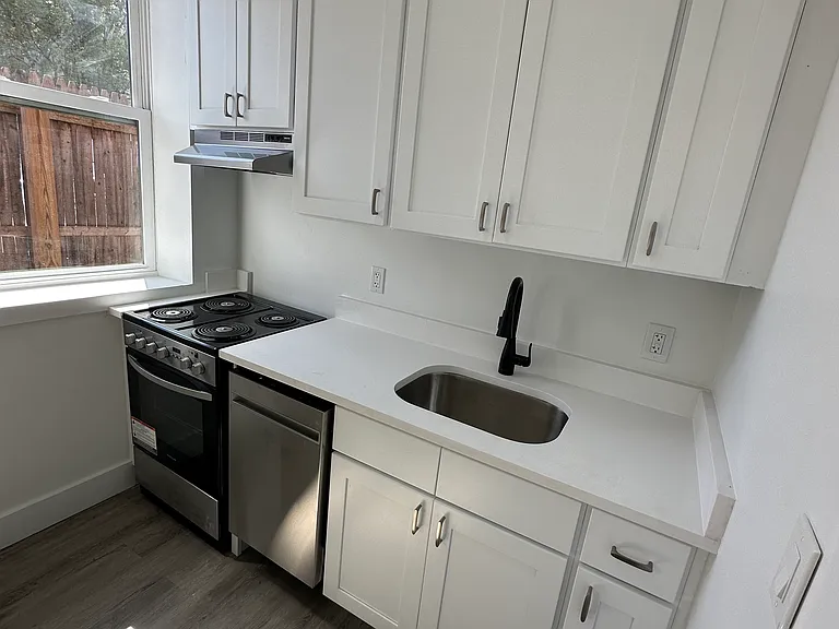 1260 Main St #102 — Photo 2