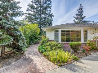 33 Owl Hill Rd, Orinda, CA 94563