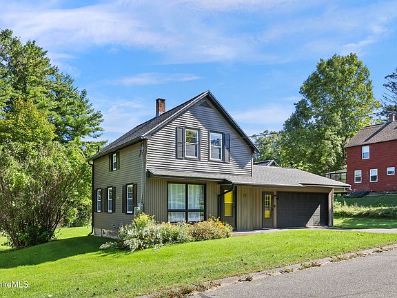 2nd image of 395 Fairview St