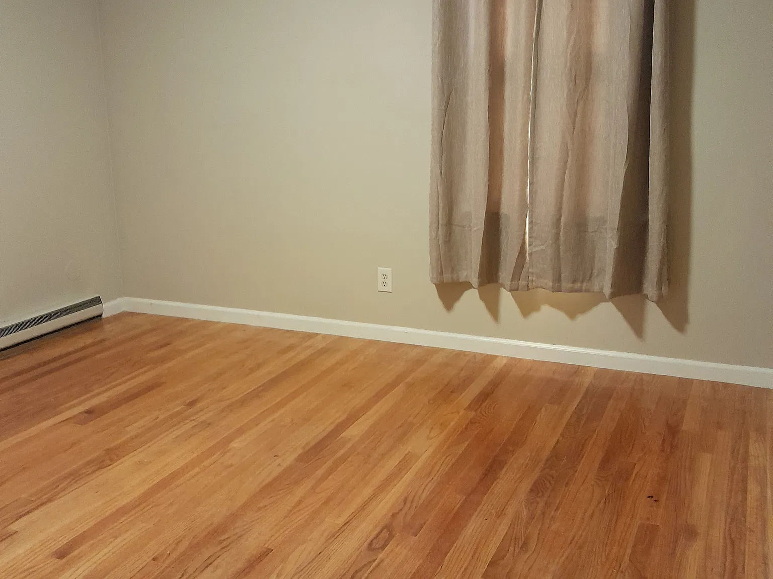 Queensbury Dr, Springfield — Photo 3