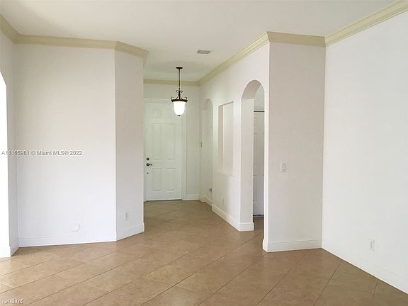 7FD30209-BF94-474C-AB57-F53F47064D7D