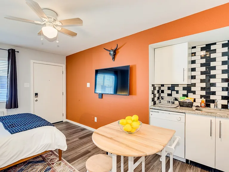 Villas on 4th Tempe — Photo 8