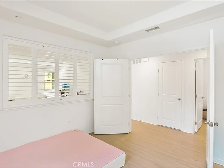 41 Kempton — Photo 21