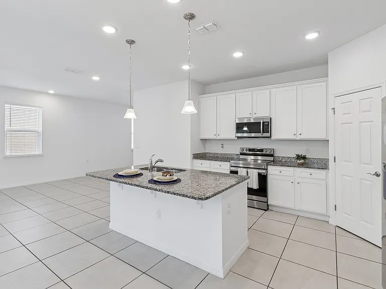 Simmons Trace — Photo 81