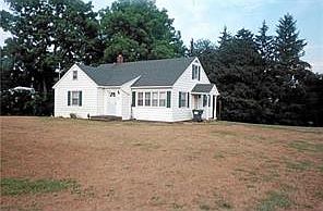 1st image of 624 GLENWOOD Road