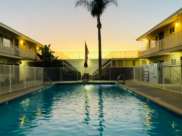 921 S Park Cir, Anaheim, CA 92804