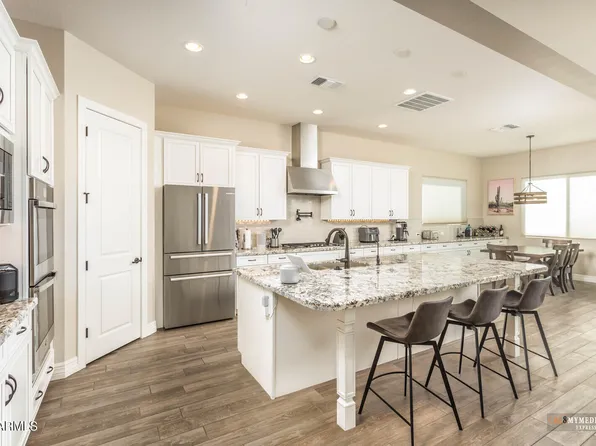 9193 W COUNTRY CLUB Trail, Peoria, AZ 85383