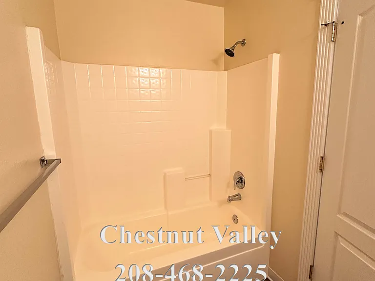 1251 E Sharons Loop — Photo 8