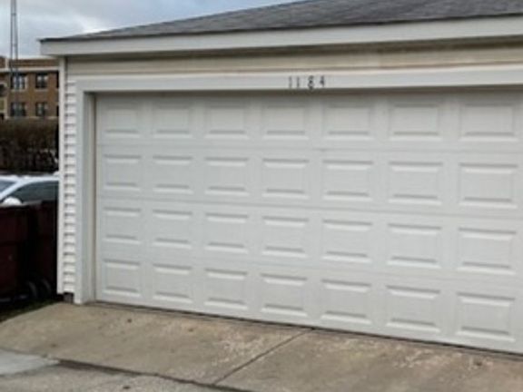 3rd image of 1184 S Highland Ave