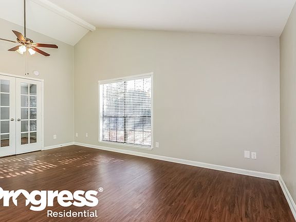 2nd image of 2326 Sunflower Dr