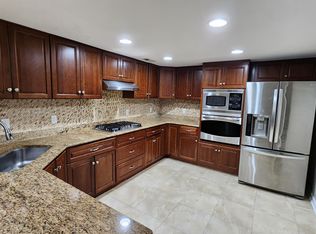 6252 Alexander St, Norfolk, VA 23513