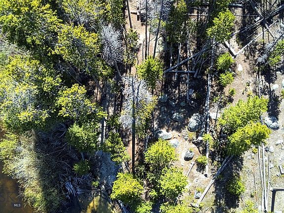 5th image of 6800 Mussigbrod Lake Rd