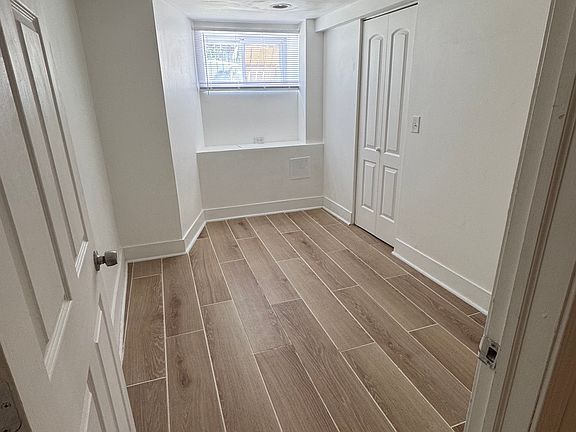 4th image of 1739 N Francisco Ave #G