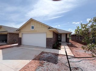 19813 Stovall Dr, Edmond, OK 73012