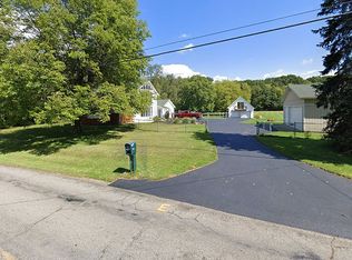 3734 Logan Gate Rd, Youngstown, OH 44505