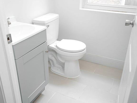 3rd image of 1325 S 52nd St #3