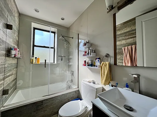 Rented by Massada Home Sales Inc | media 29