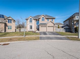 10 Cardinal Ln, Brant, ON N3L4G2