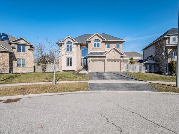 10 Cardinal Ln, Brant, ON N3L 4G2