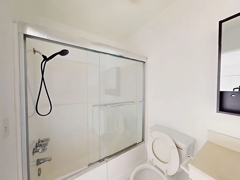 4526 Eagle Rock Blvd #4 — Photo 11