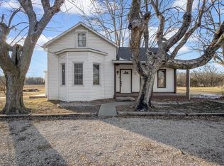 2017 Main St, Renault, IL 62279