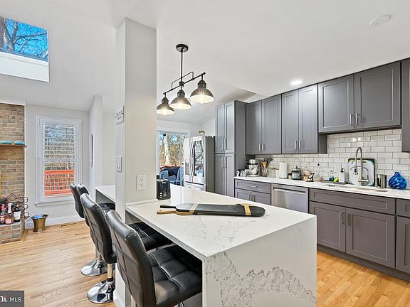 4th image of 12218 Tildenwood Dr