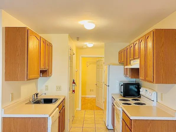 23 Church St APT 4, Burlington, VT 05401