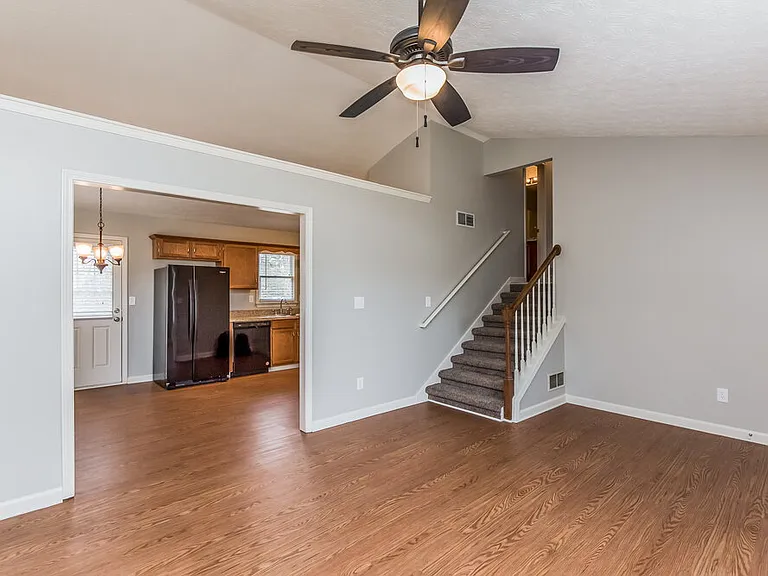 157 Aztec Way — Photo 6