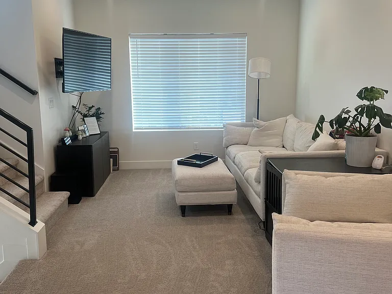 153 W Autumn Ln — Photo 27