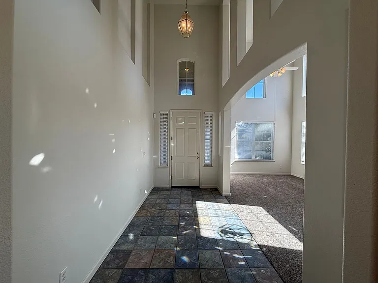 3904 Crescendo Ln — Photo 6