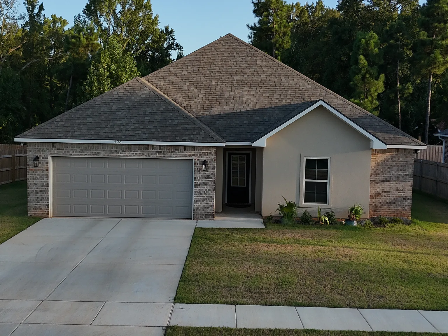 3 bed, 1514 sqft, $2,400 — Photo 2