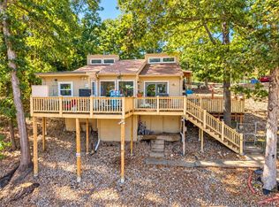 238 Woodridge Estates Dr, Sunrise Beach, MO 65079