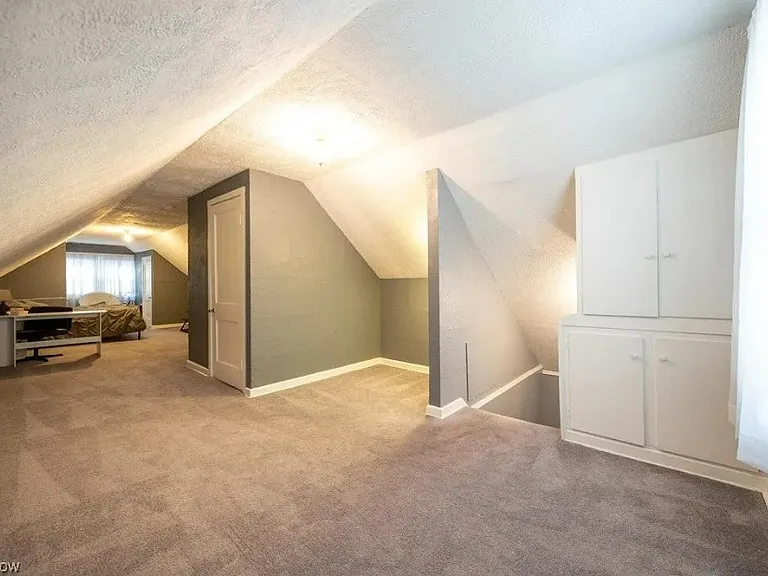 2100 Wascana Ave — Photo 9