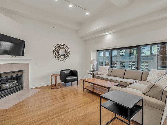 5th image of 1101 Walnut St Unit 806