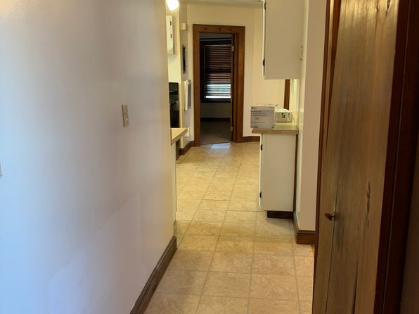 37 Chase St #3