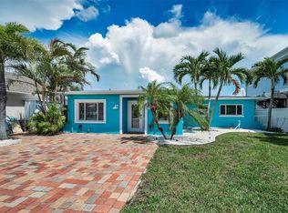 17727 Long Point Dr, Redington Shores, FL 33708